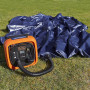 Компресор автомобільний BLACK + DECKER, напруга 12 В, максимальний тиск 11 бар, вага 1.8 кг