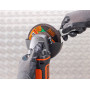 Шліфмашина кутова акумуляторна безщіткова BLACK+DECKER, 18 B, d = 125 мм, 8600 об/хв, вага 2.1 кг, без акумулятору та зарядного пристрою