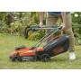 Газонокосарка акумуляторна BLACK+DECKER, 36 В, 2.5 А/год, ширина косіння 32 см, 1 акумулятор і зарядний пристрій, травозбірник 35 л, вага 14.79 кг