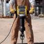 Молоток відбійний мережевий DeWALT, 2100 Вт, 62 Дж, частота ударів 960 уд/хв, вага 31 кг, транспортувальний візок+зубило