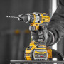Дриль-шурупокрут DeWALT, безщітковий, ударний, 18 В XR Li-ion 6 А/год, 126 Нм, 0-500 / 1500 / 2250 об/хв, 0-8500 / 25500 / 38250 уд/хв, патрон 13 мм швидкозатискний, кількість швидкостей - 3, вага 1.61 кг, 1 акумулят