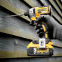 Шурупокрут ударний акумуляторний DeWALT, 18 В XR Li-ion, безщітковий, 205 Нм, 3250 об/хв, валіза,2 акумулятора 5 А/год, зарядний пристрій, вага 1.3 кг