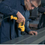 Дриль мережевий DeWALT, безударний, 701 Вт, 10.9 Нм, 0-2500 об/хв, патрон 10 мм швидкозатискний, кількість швидкостей - 1, вага 1.8 кг