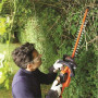 Кущоріз акумуляторний BLACK+DECKER, 18 В, 2 А/год, довжина ножа 50 см, діаметр гілок 18 мм, 1 акумулятор і зарядний пристрій, вага 2.9 кг