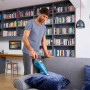Пилосос акумуляторний BLACK+DECKER, 7.2 В Li-ion, ємність акумулятору 1.5 А/год, 15.5 аВт, потужність всмоктування 334 мм/Н2О, повітряний потік 837 л/хв, ємність пилозбірника 385 мл, вага 0.67 кг