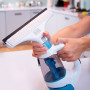 Пилосос акумуляторний для миття вікон BLACK+DECKER 3.6 В Li-ion, повітряна потужність 2.5 аВт, час роботи 25 хв, ємність для збору рідини 100 мл, ємність для мийного засобу 100 мл, вага 0.74 кг
