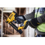 Степлер скобозабивний акумуляторний DeWALT, 18 В XR Li-ion, довжина / ширина скоби 25 / 19.7 мм, вага 2.2 кг, 2 акумулятори 18 В 2 А/год, зарядний пристрій, TSTAK