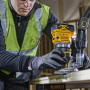 Фрезер акумуляторний DeWALT, 18 В XR Li-ion, безщітковий, 16000-25500 об/хв, цанга 6-8 мм, максимальний діаметр фрези - 30 мм, 2.4 кг, 2 платформи, без акумуляторів і ЗП